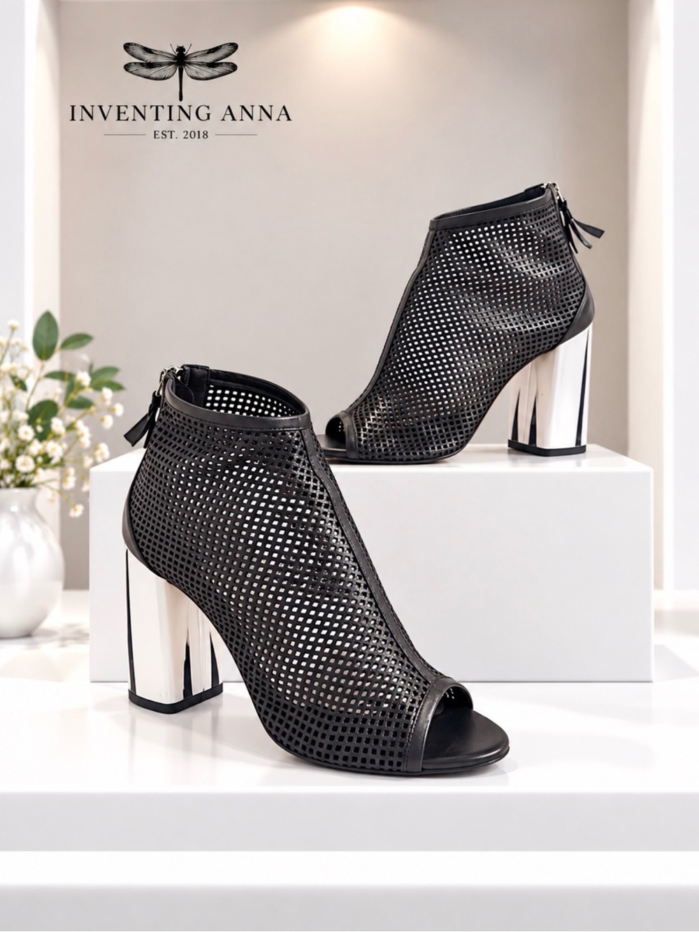 Fratelli Russo Black Peep Toe Cutout Booties Metallic Heel Size 8.5